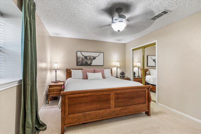 2021 Memphis Drive, Bedford, TX 76022