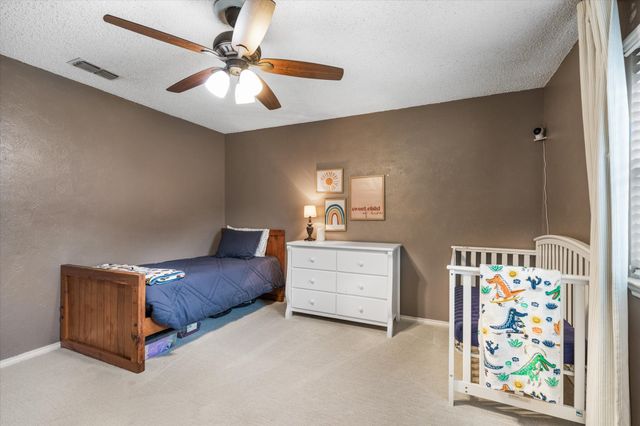 2021 Memphis Drive, Bedford, TX 76022