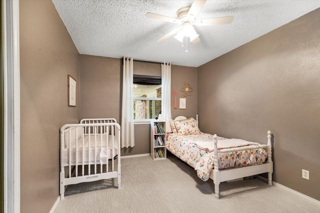 2021 Memphis Drive, Bedford, TX 76022