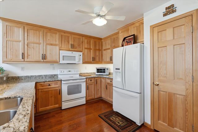 38327 S Arrowhead Drive, Pine River, MN 56474