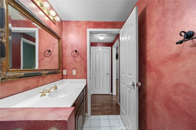 6107 Meadow Lark, La Verne, CA 91750