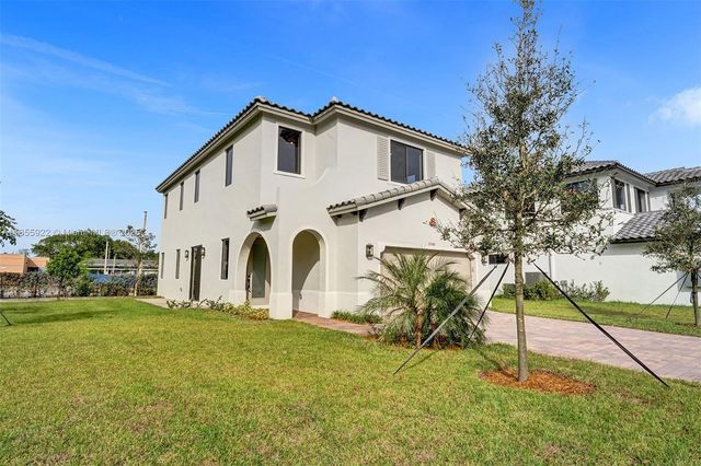 13145 Addilyn Ct N/A, Davie, FL 33325
