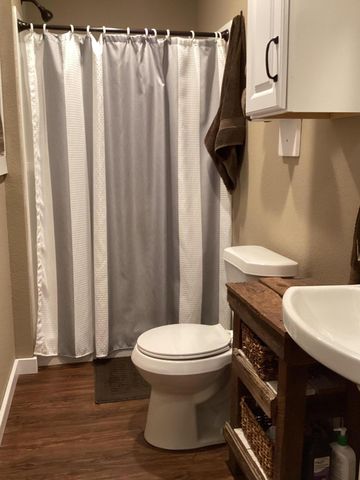 400 E Clouse Street, Mountain Grove, MO 65711