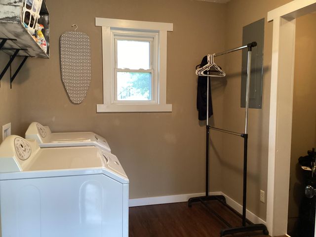 400 E Clouse Street, Mountain Grove, MO 65711