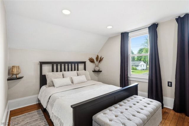 140 5th Avenue, Chardon, OH 44024
