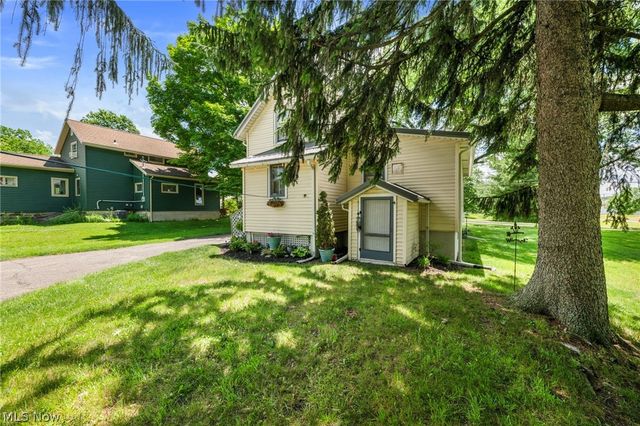 140 5th Avenue, Chardon, OH 44024