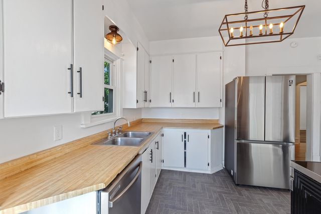3204 E 29th Ave, Spokane, WA 99223