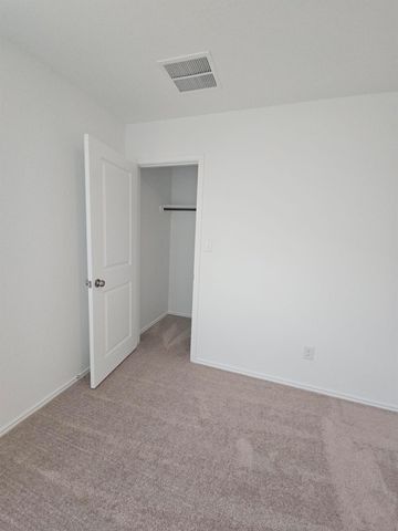 2318 Tornado Aly, Lockhart, TX 78644