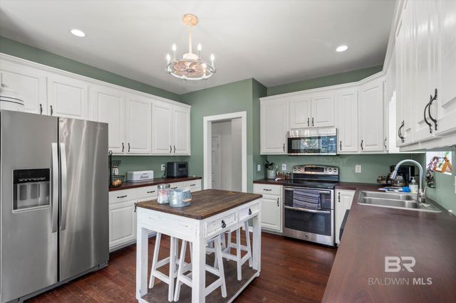 40498 Pine Grove Road, Bay Minette, AL 36507
