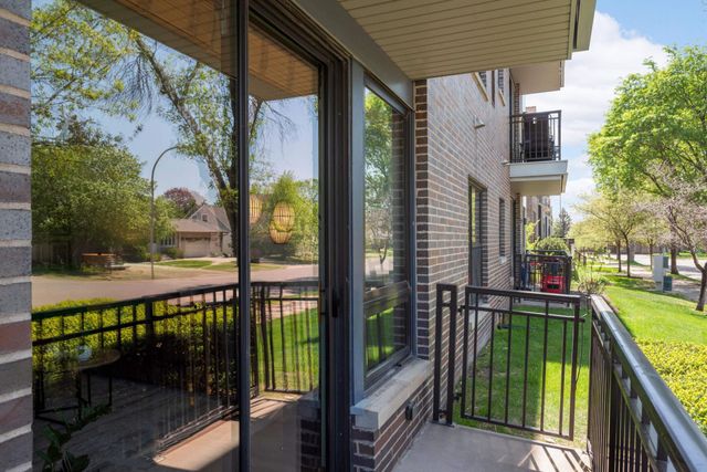 7601 Aldrich Avenue S 113, Richfield, MN 55423