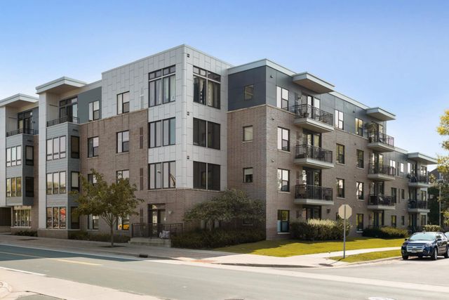 7601 Aldrich Avenue S 113, Richfield, MN 55423