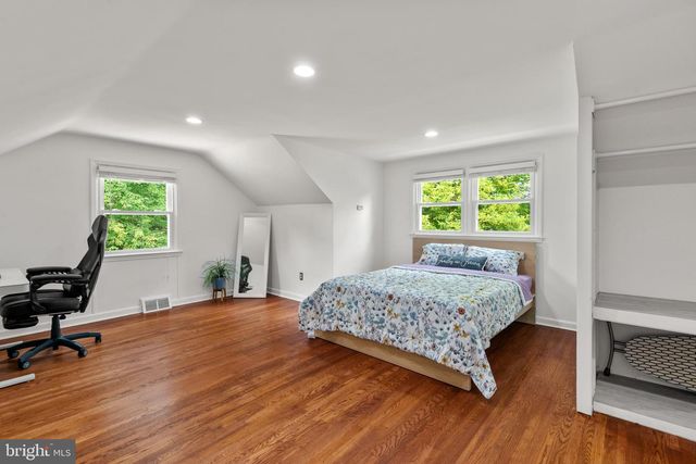 1291 THOMAS RD, Wayne, PA 19087