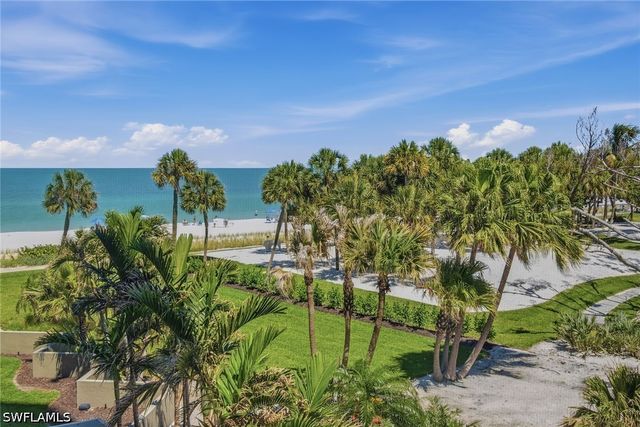 4051 Gulf Shore BLVD N 300, Naples, FL 34103