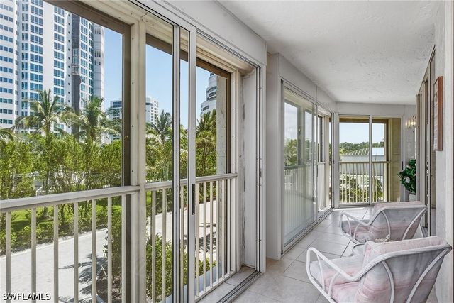 4051 Gulf Shore BLVD N 300, Naples, FL 34103