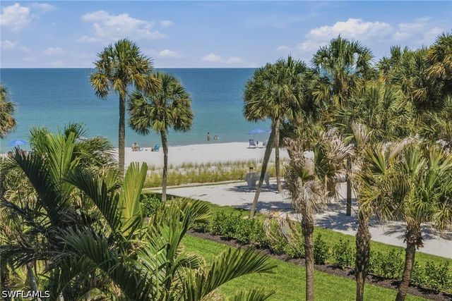 4051 Gulf Shore BLVD N 300, Naples, FL 34103