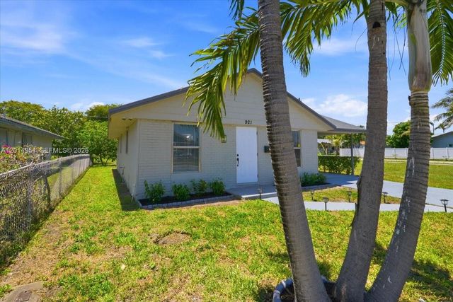 921 NW 5th Ave, Pompano Beach, FL 33060