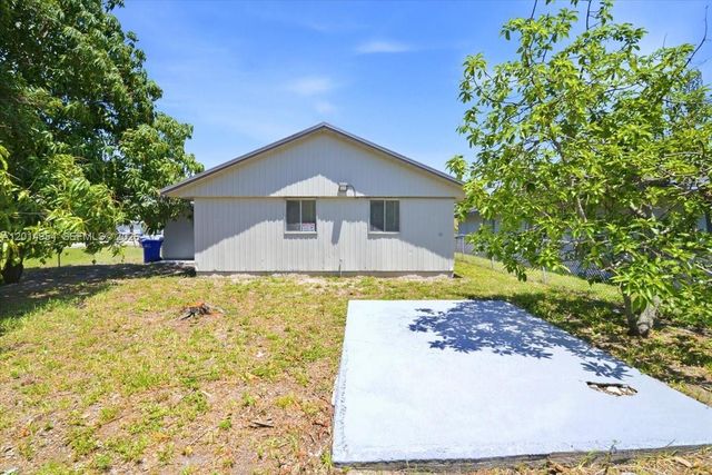 921 NW 5th Ave, Pompano Beach, FL 33060