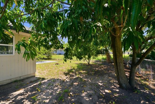921 NW 5th Ave, Pompano Beach, FL 33060