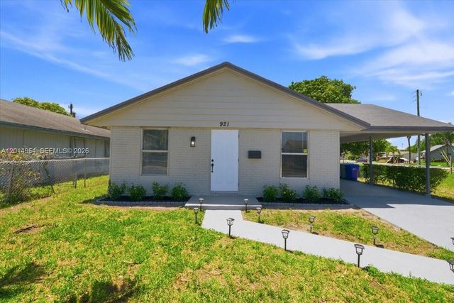 921 NW 5th Ave, Pompano Beach, FL 33060