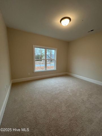 2410 Starling Lane, New Bern, NC 28562