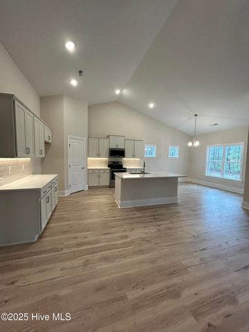 2410 Starling Lane, New Bern, NC 28562