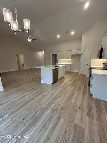 2410 Starling Lane, New Bern, NC 28562