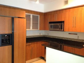 325 S Biscayne Boulevard 1414, Miami, FL 33131
