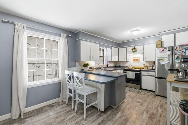 82 Scotts Drive, Charlestown, NH 03603