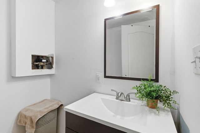 82 Scotts Drive, Charlestown, NH 03603