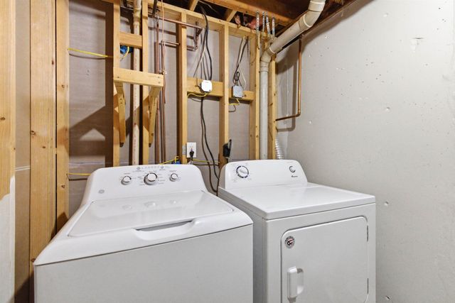 82 Scotts Drive, Charlestown, NH 03603