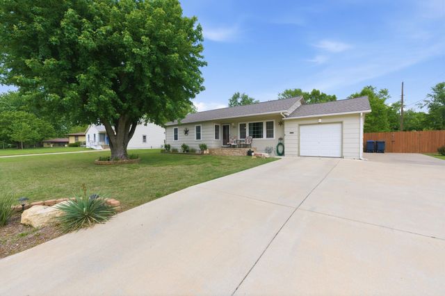 1800 W 3rd Ave, El Dorado, KS 67042