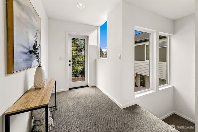 9212 11th Avenue NW, Seattle, WA 98117