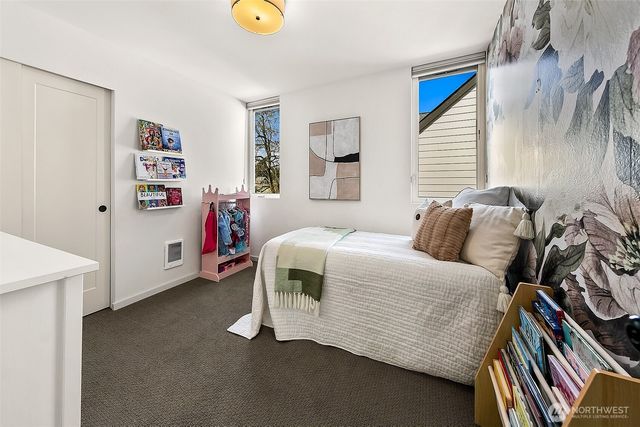 9212 11th Avenue NW, Seattle, WA 98117