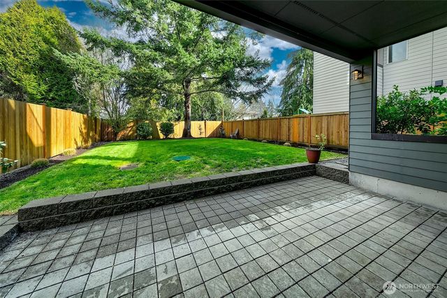 9212 11th Avenue NW, Seattle, WA 98117