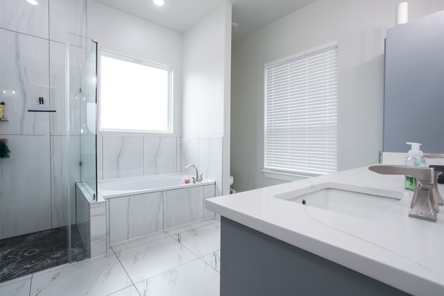 1006 Johnson Trail, Bells, TX 75414