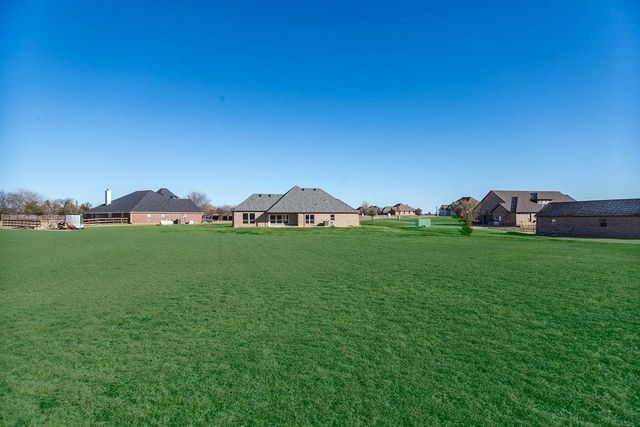 1006 Johnson Trail, Bells, TX 75414