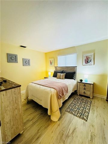 4903 Vincennes ST 212, Cape Coral, FL 33904