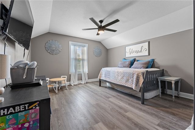 3048 Wright Road NW, Uniontown, OH 44685