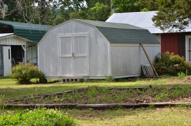 376 County Road 576, Udall, MO 65766