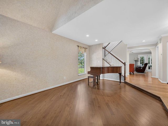9413 VINEYARD HAVEN DR, Montgomery Village, MD 20886