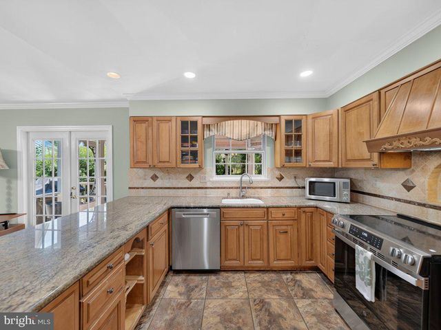 9413 VINEYARD HAVEN DR, Montgomery Village, MD 20886