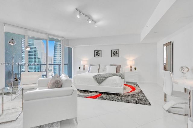 475 Brickell Ave 3408, Miami, FL 33131