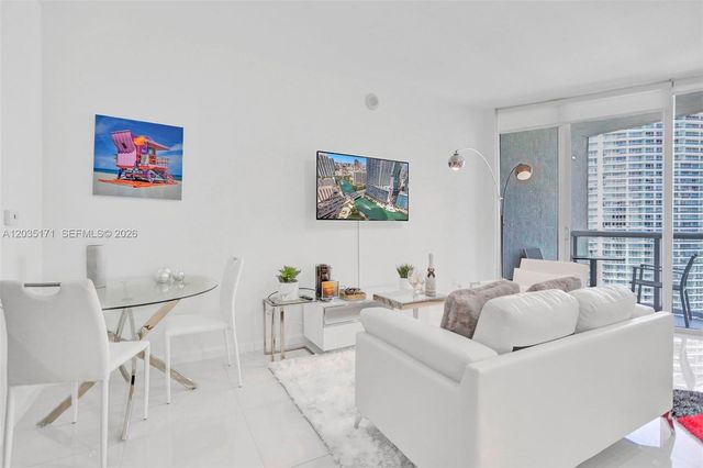475 Brickell Ave 3408, Miami, FL 33131