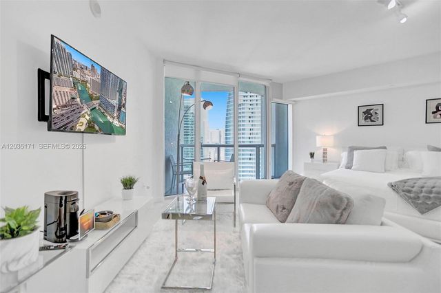 475 Brickell Ave 3408, Miami, FL 33131