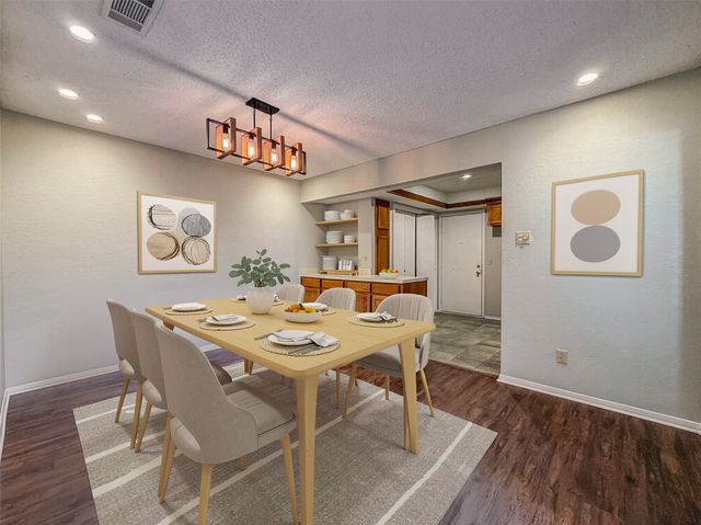 5128 Ledgestone Drive, Fort Worth, TX 76132