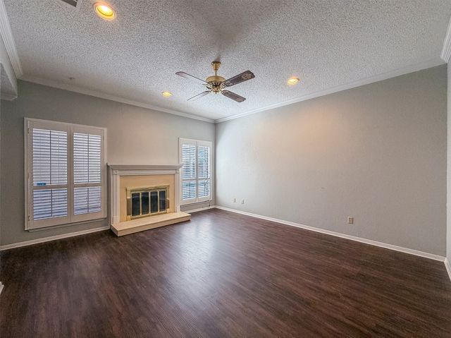 5128 Ledgestone Drive, Fort Worth, TX 76132