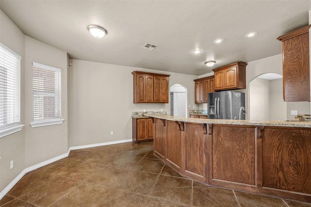 302 Timber Creek Cir, Fletcher, OK 73541