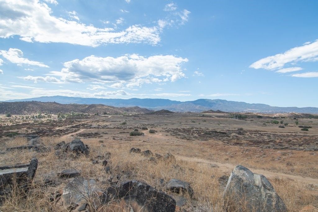 42122 Powerline Road, Hemet, CA 92543 — photo 2