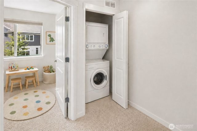 2229 NW Talus Dr, Issaquah, WA 98027