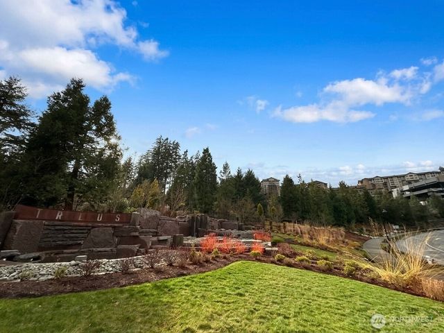 2229 NW Talus Dr, Issaquah, WA 98027